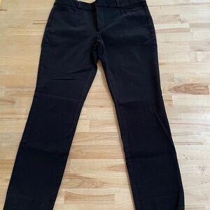 NWOT Banana Republic Black cropped pants